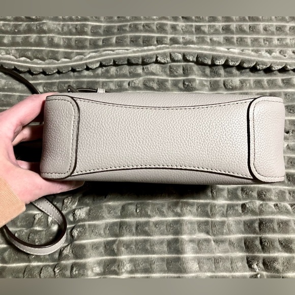 EUC Kate Spade Gray Pebbled Leather Crossbody Bag Purse - Picture 6 of 8